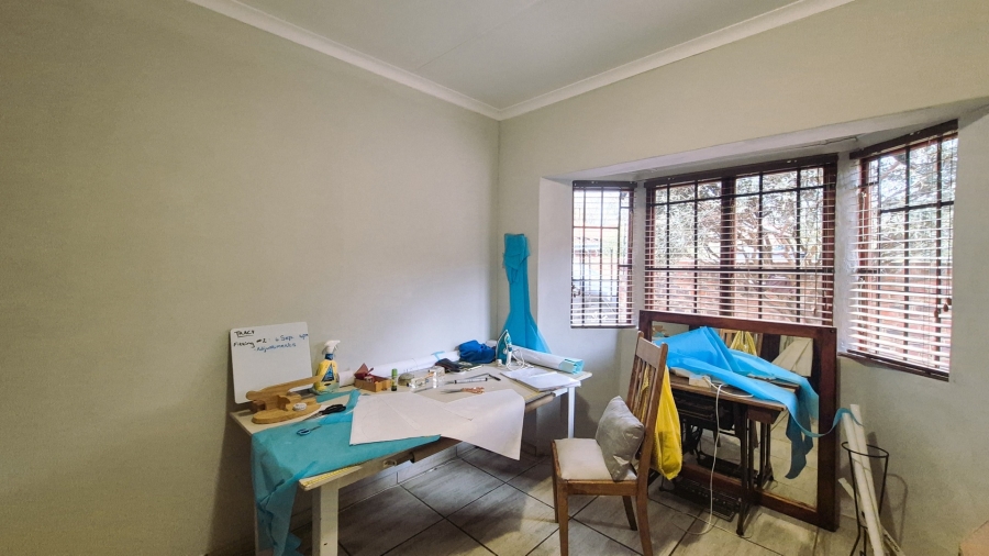 3 Bedroom Property for Sale in Mooivallei Park North West